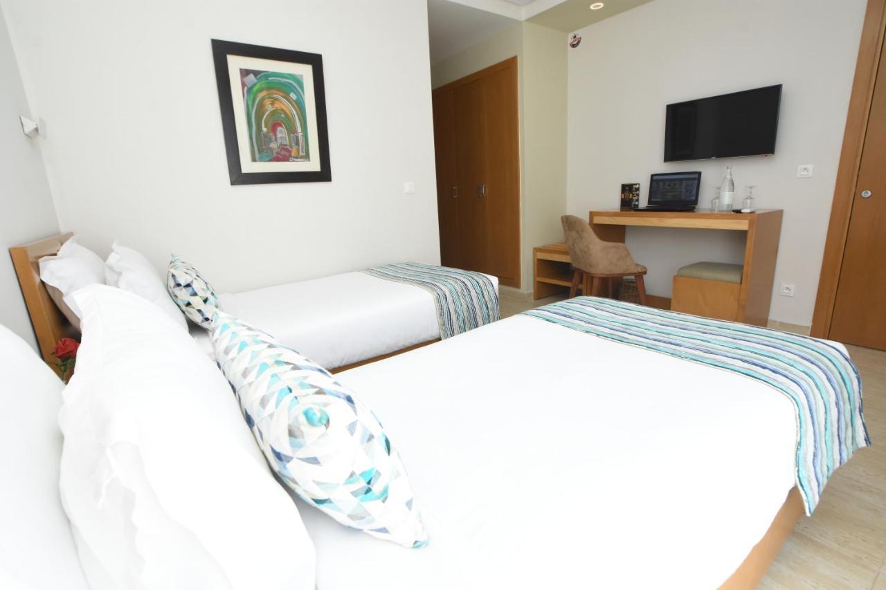 Downtown Hotel 2*